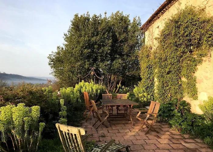 Le Clos De * Lusignan-Petit