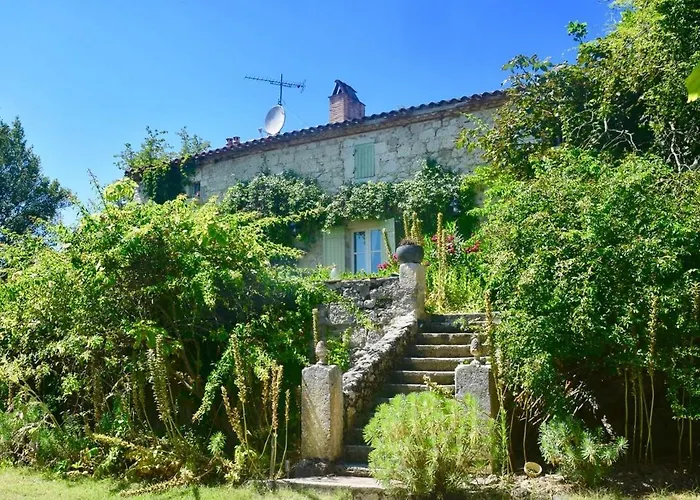 Le Clos De Lusignan-Petit